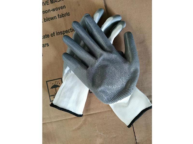 Nitrile butadiene gloves